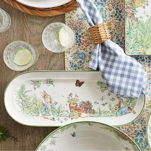 ❤️SOLD❤️NWOT Pottery Barn Peter Rabbit Floral Decorative Serving Tray